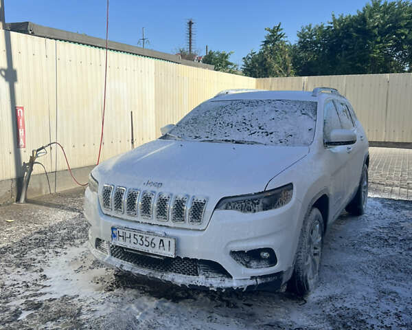 Білий Джип Cherokee, об'ємом двигуна 2.36 л та пробігом 149 тис. км за 14800 $, фото 8 на Automoto.ua