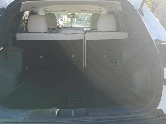 Белый Джип Чероки, объемом двигателя 2.4 л и пробегом 121 тыс. км за 9300 $, фото 6 на Automoto.ua