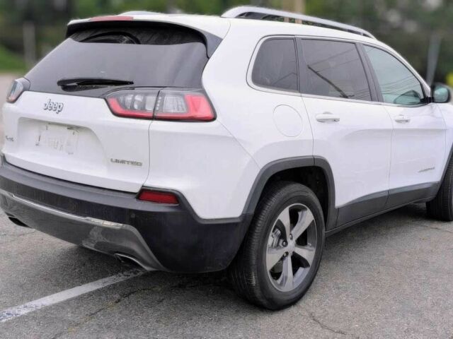 Белый Джип Чероки, объемом двигателя 3.2 л и пробегом 40 тыс. км за 3700 $, фото 5 на Automoto.ua