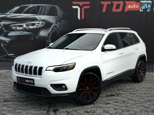 Білий Джип Cherokee, об'ємом двигуна 2.36 л та пробігом 182 тис. км за 13300 $, фото 1 на Automoto.ua