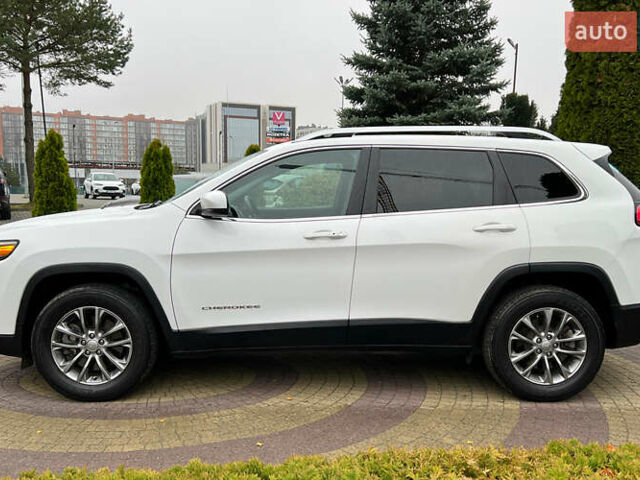 Белый Джип Чероки, объемом двигателя 2.36 л и пробегом 51 тыс. км за 21300 $, фото 3 на Automoto.ua