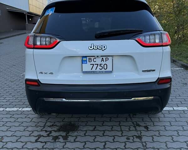 Белый Джип Чероки, объемом двигателя 2.4 л и пробегом 51 тыс. км за 22000 $, фото 4 на Automoto.ua