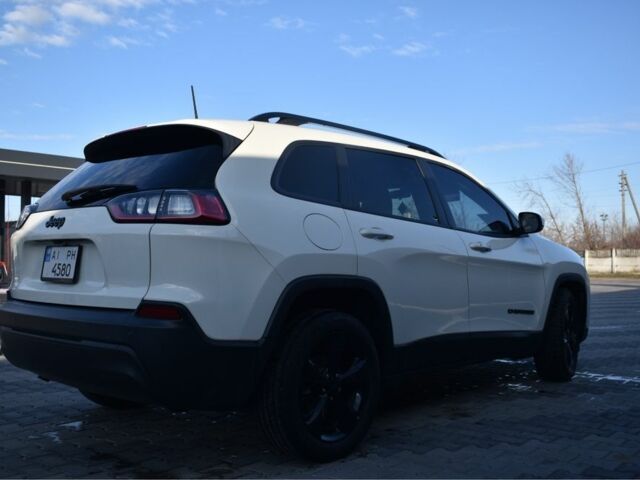 Белый Джип Чероки, объемом двигателя 2.4 л и пробегом 111 тыс. км за 17000 $, фото 8 на Automoto.ua