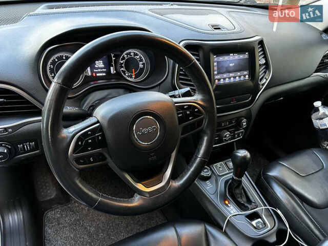 Білий Джип Cherokee, об'ємом двигуна 2.4 л та пробігом 247 тис. км за 15300 $, фото 14 на Automoto.ua