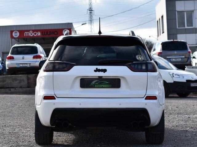 Білий Джип Cherokee, об'ємом двигуна 3.2 л та пробігом 83 тис. км за 18900 $, фото 2 на Automoto.ua