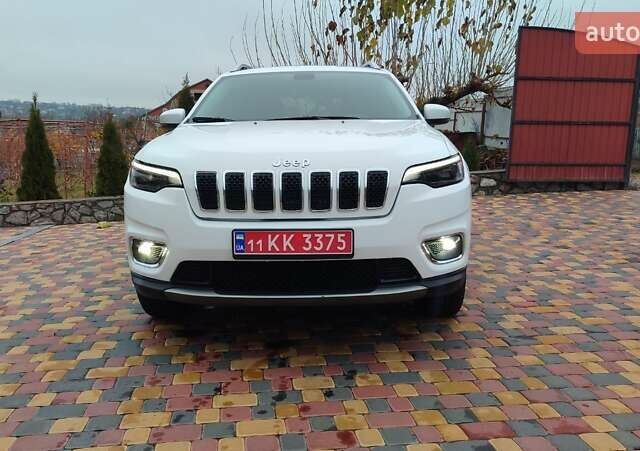 Білий Джип Cherokee, об'ємом двигуна 3.2 л та пробігом 67 тис. км за 18500 $, фото 13 на Automoto.ua