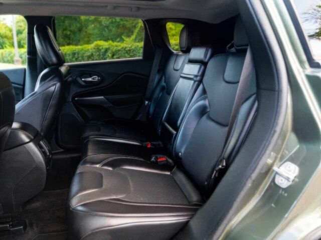 Білий Джип Cherokee, об'ємом двигуна 3.2 л та пробігом 50 тис. км за 8000 $, фото 9 на Automoto.ua