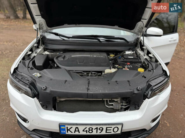 Белый Джип Чероки, объемом двигателя 3.24 л и пробегом 135 тыс. км за 20500 $, фото 33 на Automoto.ua