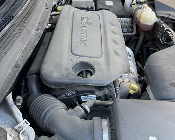 Белый Джип Чероки, объемом двигателя 2.4 л и пробегом 51 тыс. км за 22000 $, фото 24 на Automoto.ua