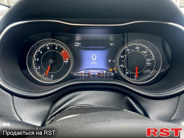 Белый Джип Чероки, объемом двигателя 3.2 л и пробегом 140 тыс. км за 16999 $, фото 8 на Automoto.ua