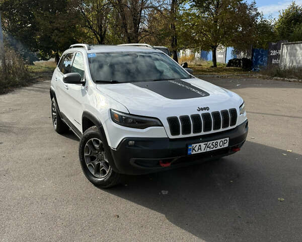Джип Чероки 2019 в Киеве на Automoto.ua Белый Джип Чероки, объемом двигателя 3.24 л и пробегом 80 тыс. км за 20500 $, фото 20 на Automoto.ua