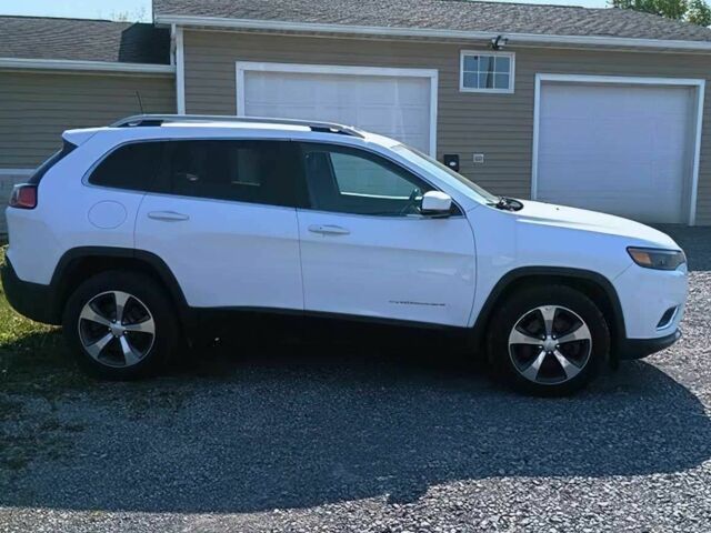 Белый Джип Чероки, объемом двигателя 3.2 л и пробегом 37 тыс. км за 13200 $, фото 6 на Automoto.ua