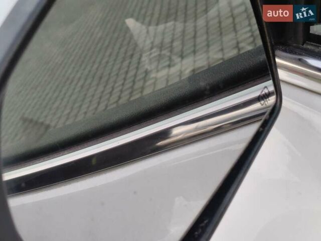 Белый Джип Чероки, объемом двигателя 2.36 л и пробегом 68 тыс. км за 16600 $, фото 11 на Automoto.ua