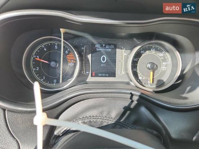 Білий Джип Cherokee, об'ємом двигуна 2.36 л та пробігом 80 тис. км за 2800 $, фото 8 на Automoto.ua