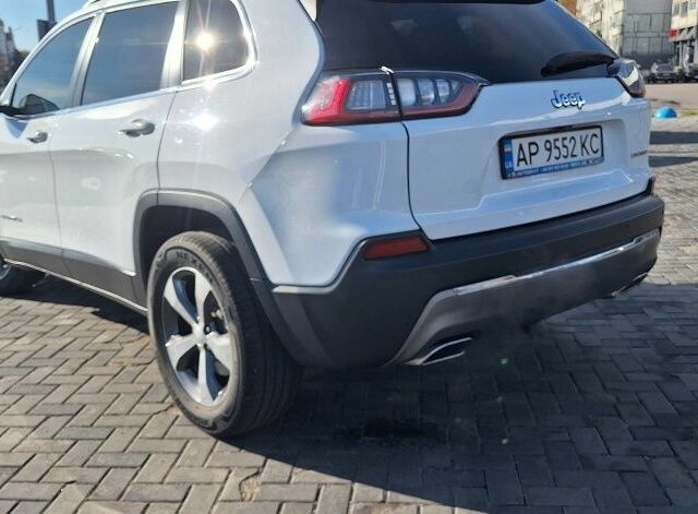 Білий Джип Cherokee, об'ємом двигуна 3.2 л та пробігом 102 тис. км за 19500 $, фото 2 на Automoto.ua