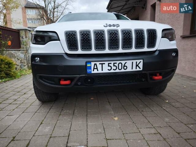 Джип Чероки 2019 в Надворной на Automoto.ua Белый Джип Чероки, объемом двигателя 3.2 л и пробегом 173 тыс. км за 19500 $, фото 12 на Automoto.ua