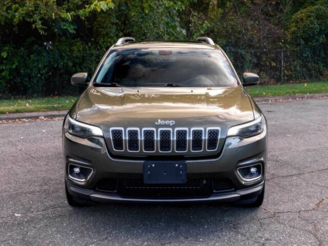 Білий Джип Cherokee, об'ємом двигуна 3.2 л та пробігом 50 тис. км за 8000 $, фото 1 на Automoto.ua