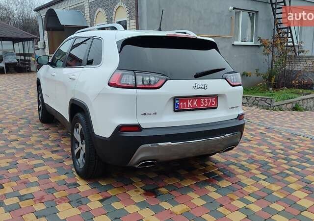 Білий Джип Cherokee, об'ємом двигуна 3.2 л та пробігом 67 тис. км за 18500 $, фото 10 на Automoto.ua