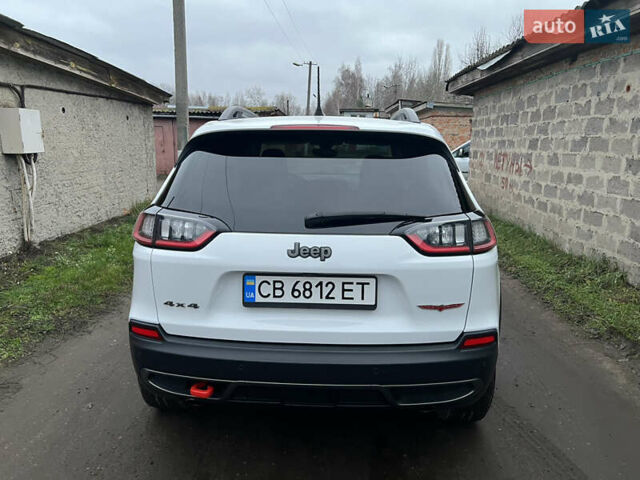 Білий Джип Cherokee, об'ємом двигуна 3.24 л та пробігом 76 тис. км за 21500 $, фото 5 на Automoto.ua