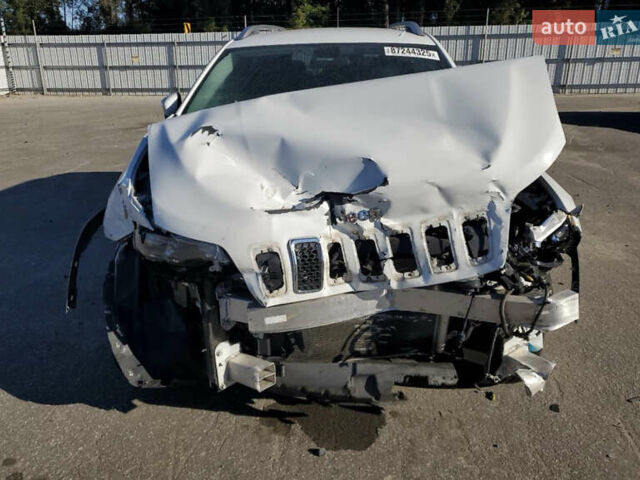 Белый Джип Чероки, объемом двигателя 2.36 л и пробегом 120 тыс. км за 7600 $, фото 4 на Automoto.ua