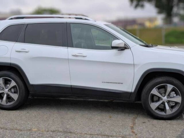 Белый Джип Чероки, объемом двигателя 3.2 л и пробегом 40 тыс. км за 3700 $, фото 6 на Automoto.ua