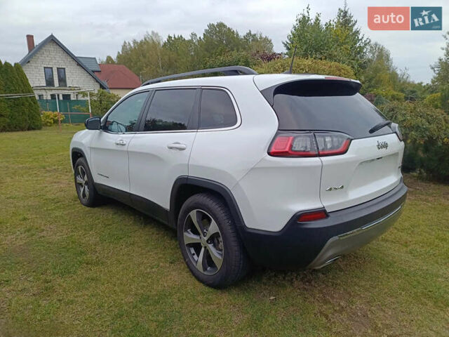 Білий Джип Cherokee, об'ємом двигуна 3.24 л та пробігом 130 тис. км за 19000 $, фото 3 на Automoto.ua