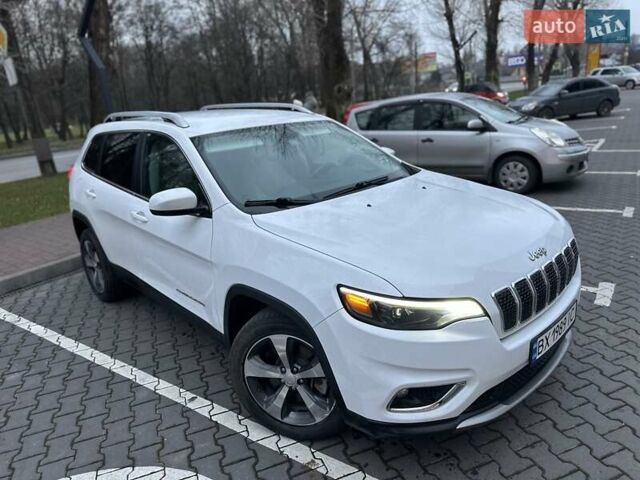 Білий Джип Cherokee, об'ємом двигуна 2.36 л та пробігом 153 тис. км за 15900 $, фото 2 на Automoto.ua