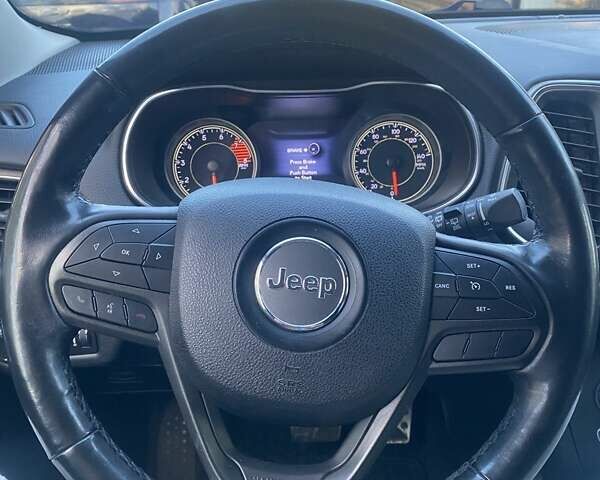 Білий Джип Cherokee, об'ємом двигуна 3.24 л та пробігом 95 тис. км за 18200 $, фото 14 на Automoto.ua