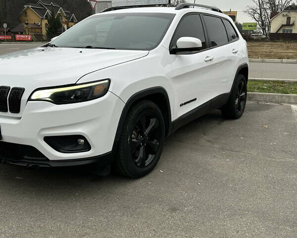 Белый Джип Чероки, объемом двигателя 2.36 л и пробегом 145 тыс. км за 16300 $, фото 6 на Automoto.ua