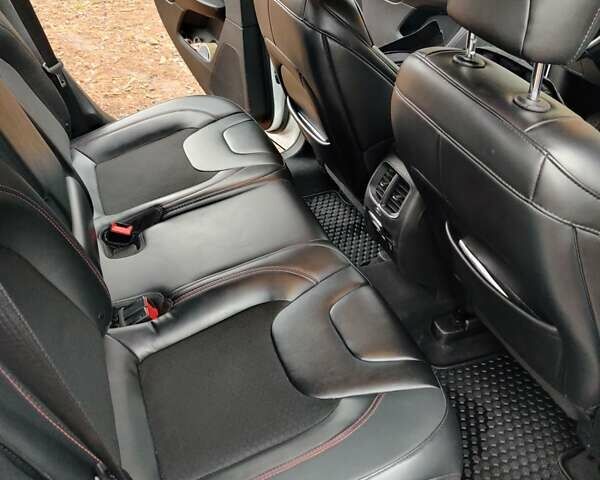 Белый Джип Чероки, объемом двигателя 3.24 л и пробегом 71 тыс. км за 19900 $, фото 10 на Automoto.ua