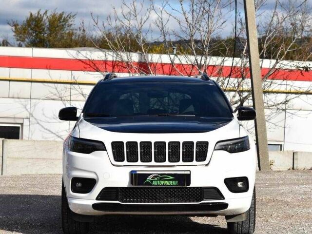 Білий Джип Cherokee, об'ємом двигуна 3.2 л та пробігом 83 тис. км за 18900 $, фото 5 на Automoto.ua