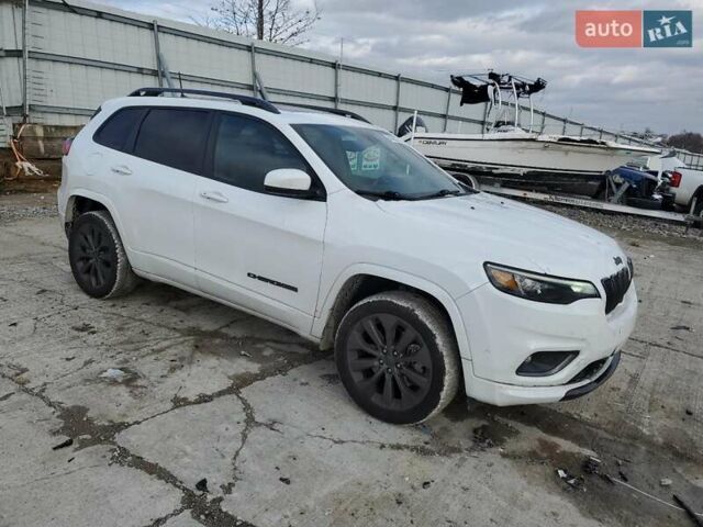 Белый Джип Чероки, объемом двигателя 2 л и пробегом 44 тыс. км за 7300 $, фото 3 на Automoto.ua
