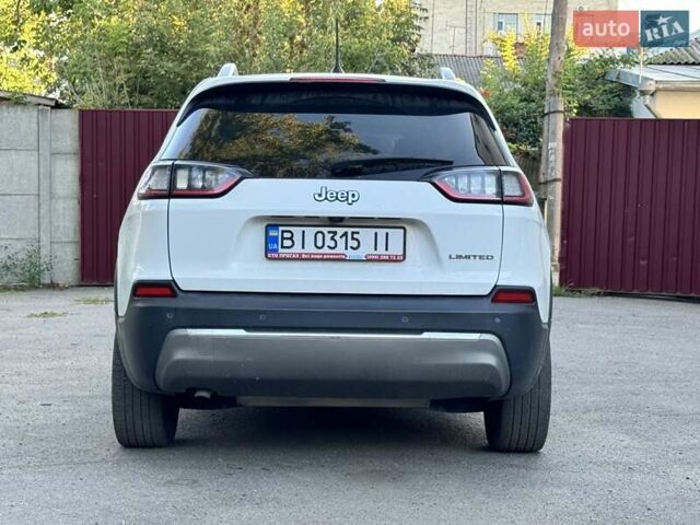 Джип Чероки 2019 в Полтаве на Automoto.ua Белый Джип Чероки, объемом двигателя 2.36 л и пробегом 115 тыс. км за 17000 $, фото 5 на Automoto.ua