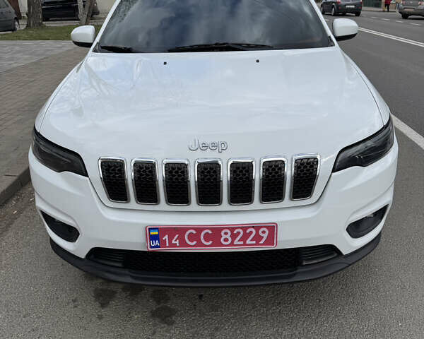 Білий Джип Cherokee, об'ємом двигуна 2.4 л та пробігом 125 тис. км за 14200 $, фото 4 на Automoto.ua