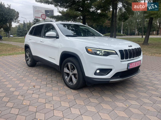 Белый Джип Чероки, объемом двигателя 3.2 л и пробегом 140 тыс. км за 16999 $, фото 1 на Automoto.ua