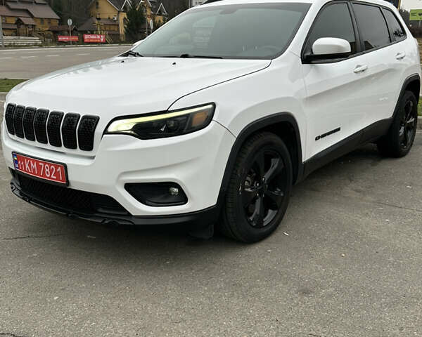 Белый Джип Чероки, объемом двигателя 2.36 л и пробегом 145 тыс. км за 16300 $, фото 4 на Automoto.ua