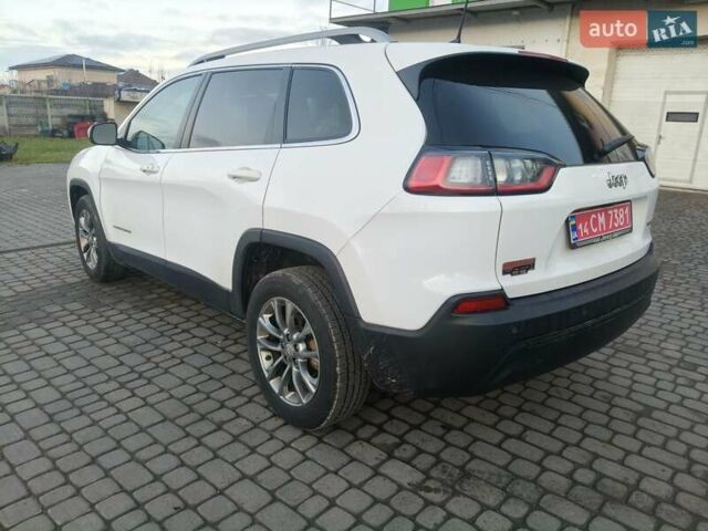 Белый Джип Чероки, объемом двигателя 2.36 л и пробегом 68 тыс. км за 16600 $, фото 2 на Automoto.ua