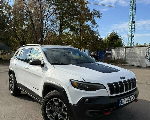 Джип Чероки 2019 в Киеве на Automoto.ua Белый Джип Чероки, объемом двигателя 3.24 л и пробегом 80 тыс. км за 20500 $, фото 1 на Automoto.ua