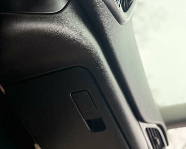 Белый Джип Чероки, объемом двигателя 3.24 л и пробегом 135 тыс. км за 20500 $, фото 28 на Automoto.ua