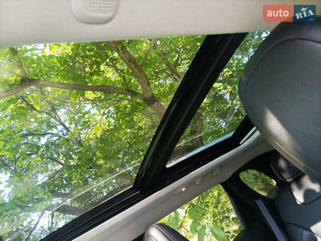 Білий Джип Cherokee, об'ємом двигуна 2 л та пробігом 80 тис. км за 18499 $, фото 9 на Automoto.ua