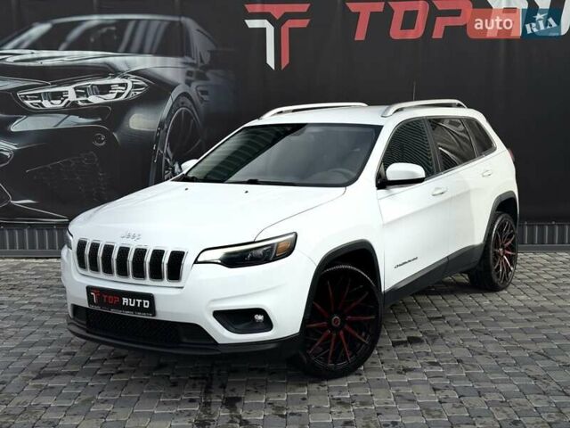 Білий Джип Cherokee, об'ємом двигуна 2.36 л та пробігом 182 тис. км за 13300 $, фото 3 на Automoto.ua
