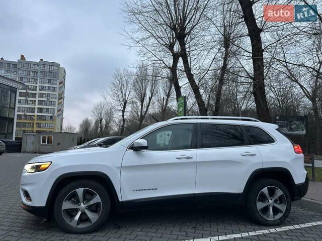 Білий Джип Cherokee, об'ємом двигуна 2.36 л та пробігом 153 тис. км за 15900 $, фото 7 на Automoto.ua