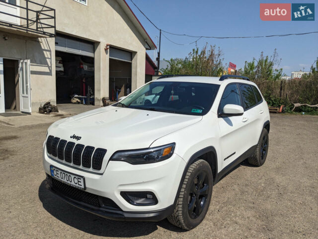 Білий Джип Cherokee, об'ємом двигуна 2.4 л та пробігом 117 тис. км за 18000 $, фото 38 на Automoto.ua