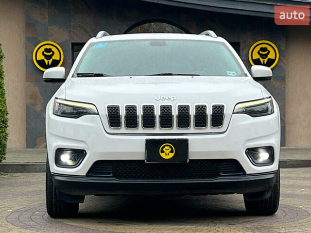 Белый Джип Чероки, объемом двигателя 2.36 л и пробегом 51 тыс. км за 21300 $, фото 1 на Automoto.ua