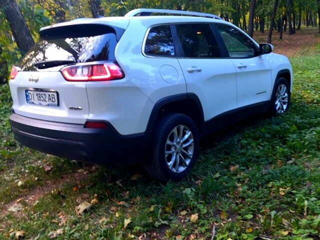 Белый Джип Чероки, объемом двигателя 2.4 л и пробегом 196 тыс. км за 15000 $, фото 4 на Automoto.ua