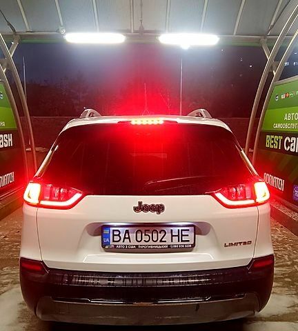 Белый Джип Чероки, объемом двигателя 2.4 л и пробегом 117 тыс. км за 19500 $, фото 11 на Automoto.ua