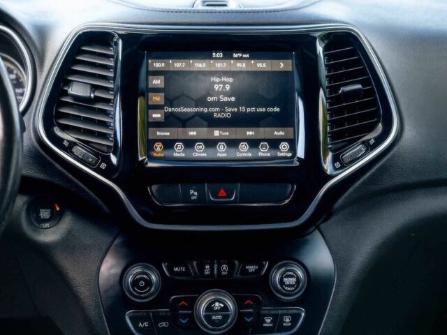 Білий Джип Cherokee, об'ємом двигуна 3.2 л та пробігом 50 тис. км за 8000 $, фото 8 на Automoto.ua