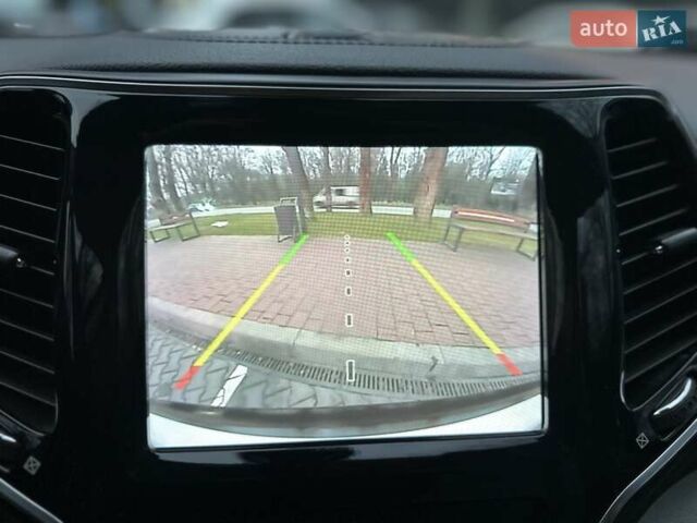 Білий Джип Cherokee, об'ємом двигуна 2.36 л та пробігом 153 тис. км за 15900 $, фото 25 на Automoto.ua