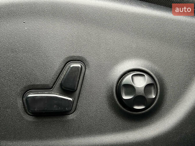 Белый Джип Чероки, объемом двигателя 2.36 л и пробегом 51 тыс. км за 21300 $, фото 19 на Automoto.ua