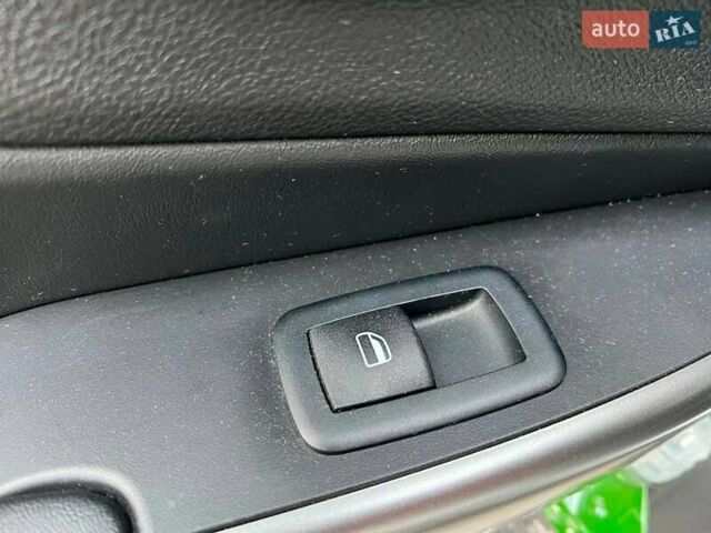 Білий Джип Cherokee, об'ємом двигуна 3.2 л та пробігом 76 тис. км за 18790 $, фото 37 на Automoto.ua